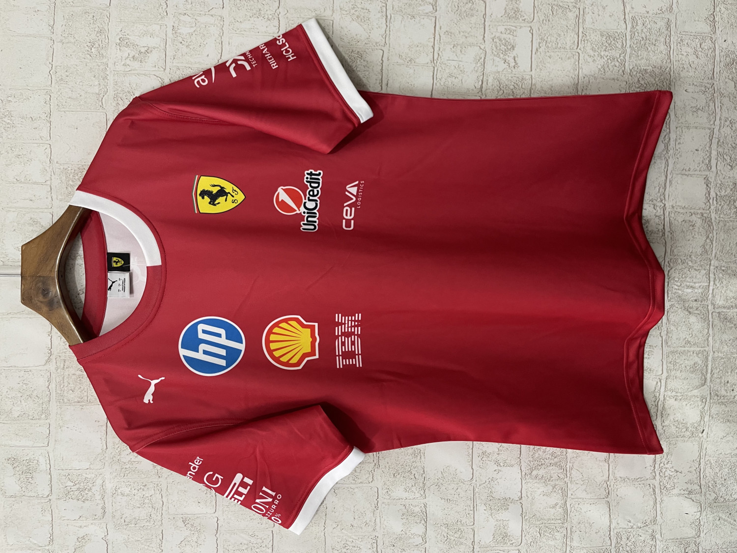 Ferrari top